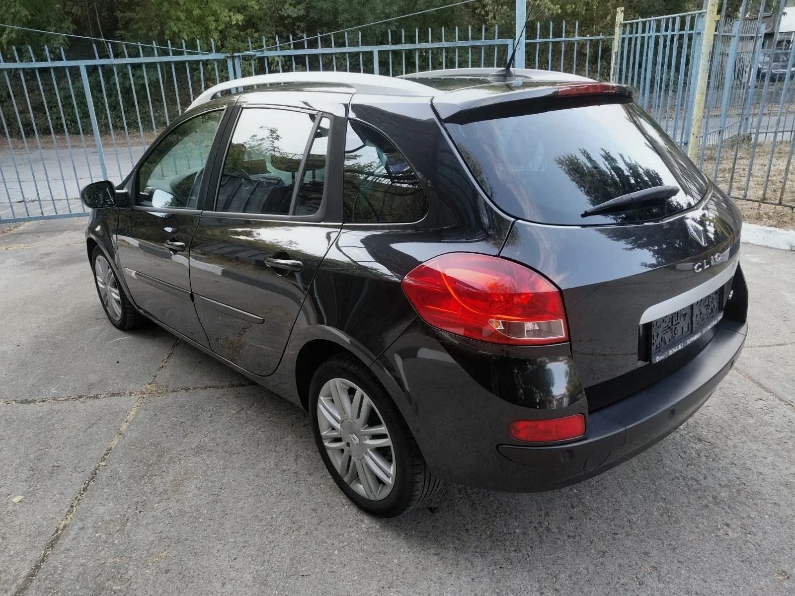 Renault Clio 1.5 CDI-NAVI, снимка 5 - Автомобили и джипове - 55905647