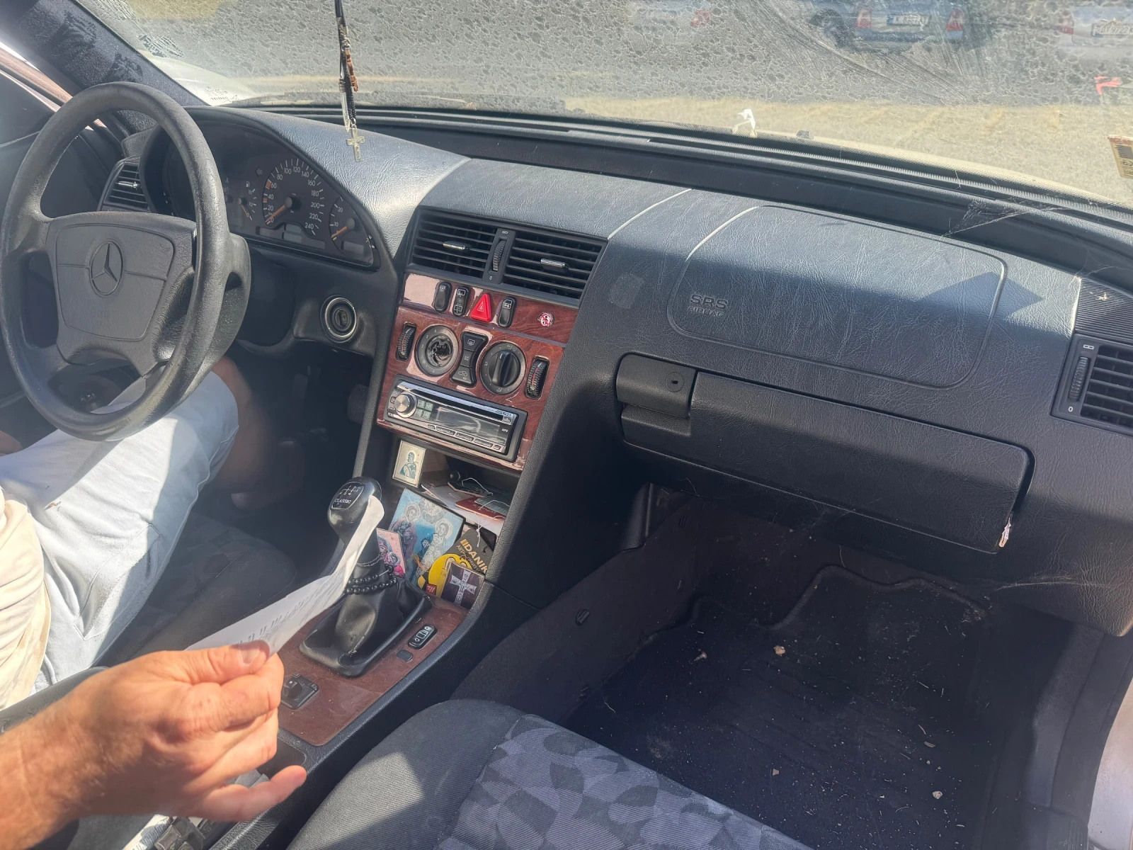 Mercedes-Benz 180, снимка 5 - Автомобили и джипове - 55960471