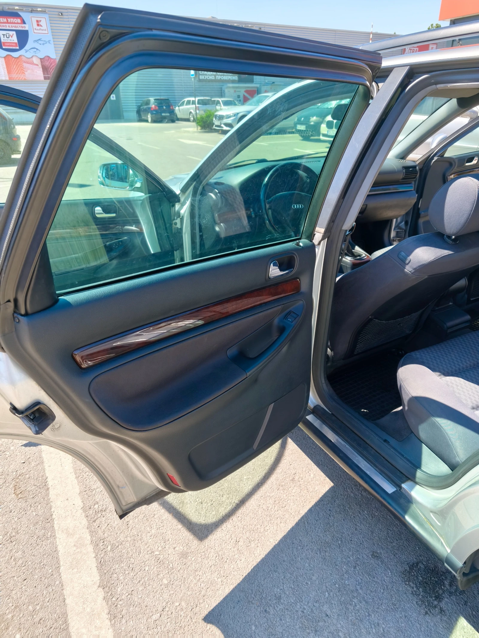 Audi A4, снимка 10 - Автомобили и джипове - 56041680