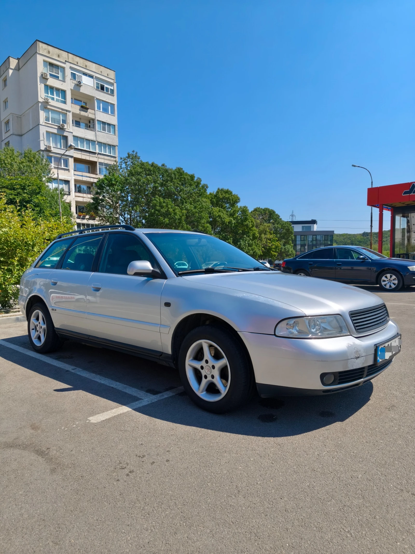 Audi A4, снимка 6 - Автомобили и джипове - 56041680