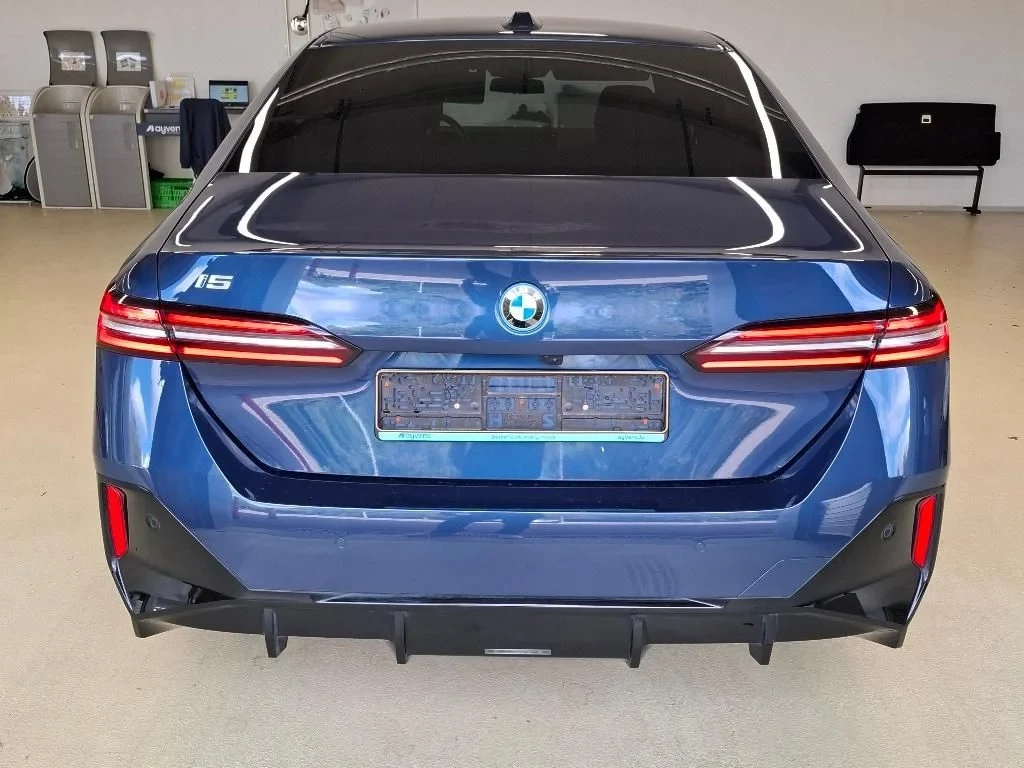 BMW i5 M60 XDRIVE 96.1% SoH Leather LED NAVI, снимка 5 - Автомобили и джипове - 56220197