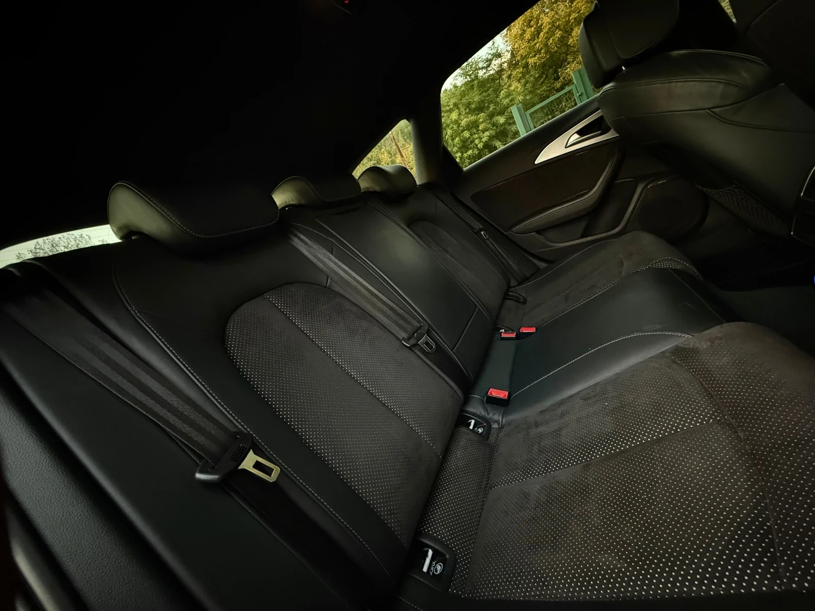 Audi A6 3.0BiTDI * 3xSLine* BOSE* Camera* ActiveSound* , снимка 10 - Автомобили и джипове - 56378315