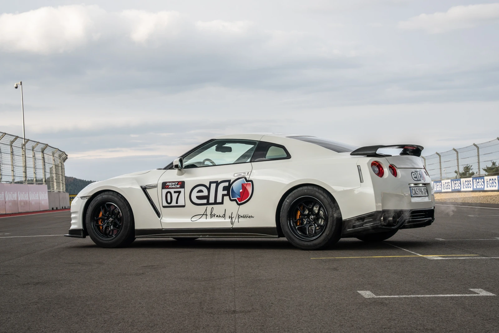 Nissan Gt-r, снимка 3 - Автомобили и джипове - 56588019