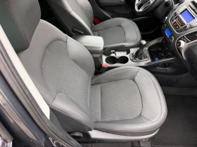 Hyundai IX35 2.0i-163к.с.* 4x4* С ПЪЛНА СЕРВИЗНА ИСТОРИЯ, снимка 13