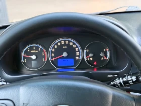Hyundai Santa fe 2.2 CRDI 4WD 7 Местен, снимка 17