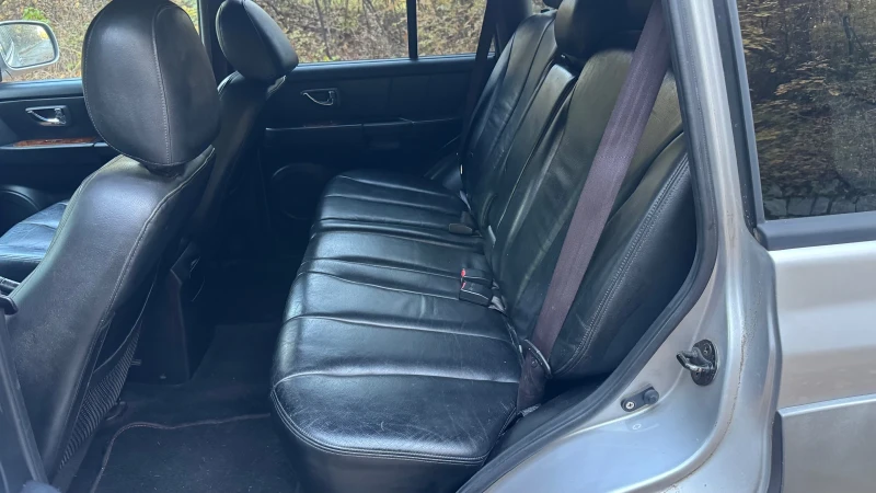 Hyundai Terracan, снимка 11 - Автомобили и джипове - 52568082