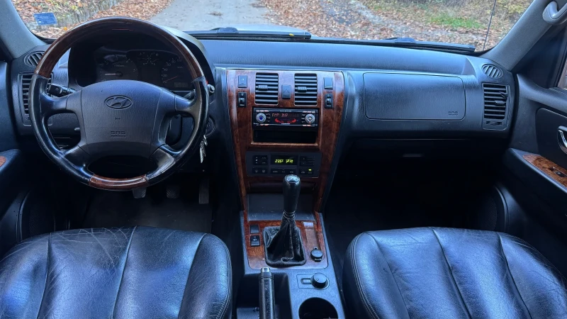 Hyundai Terracan, снимка 12 - Автомобили и джипове - 52568082