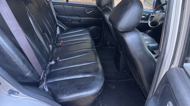 Hyundai Terracan, снимка 13 - Автомобили и джипове - 52568082