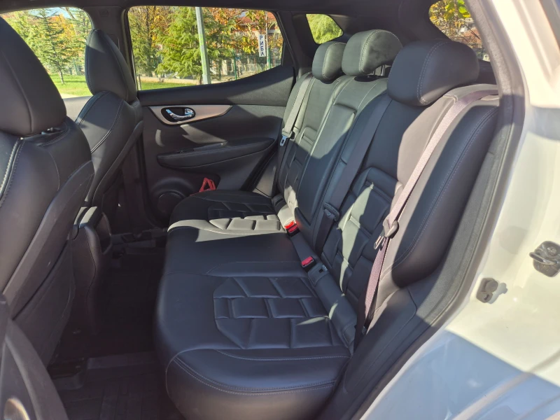 Nissan Qashqai * Tekna+ * Lux* Памет* Bose* Keyless* 360cam* Pano, снимка 9 - Автомобили и джипове - 52648373
