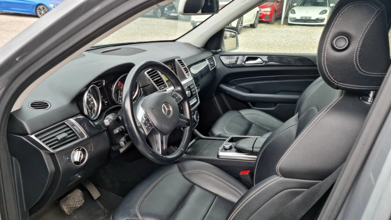 Mercedes-Benz ML 350 AMG/КОЖА/ПАНОРАМА, снимка 11 - Автомобили и джипове - 53294174