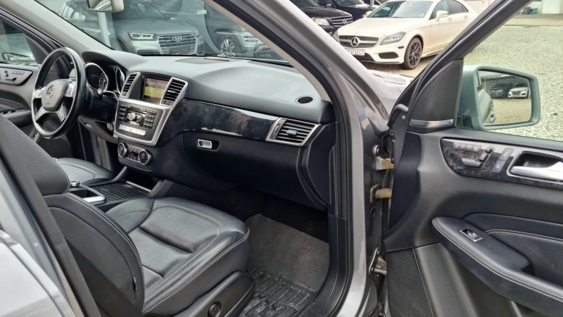 Mercedes-Benz ML 350 AMG/КОЖА/ПАНОРАМА, снимка 13 - Автомобили и джипове - 53294174
