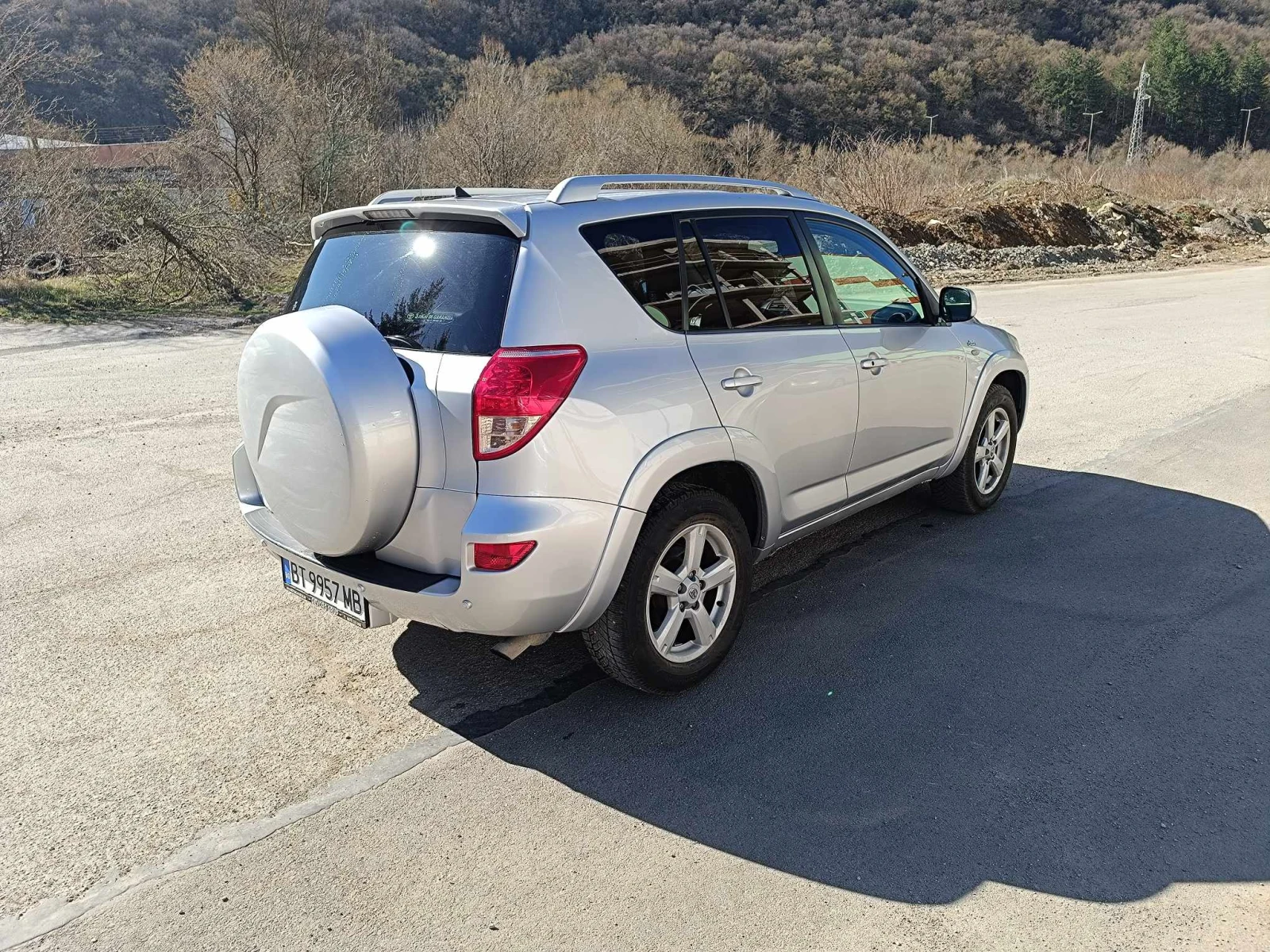 Toyota Rav4 2.2 D cat - изображение 4