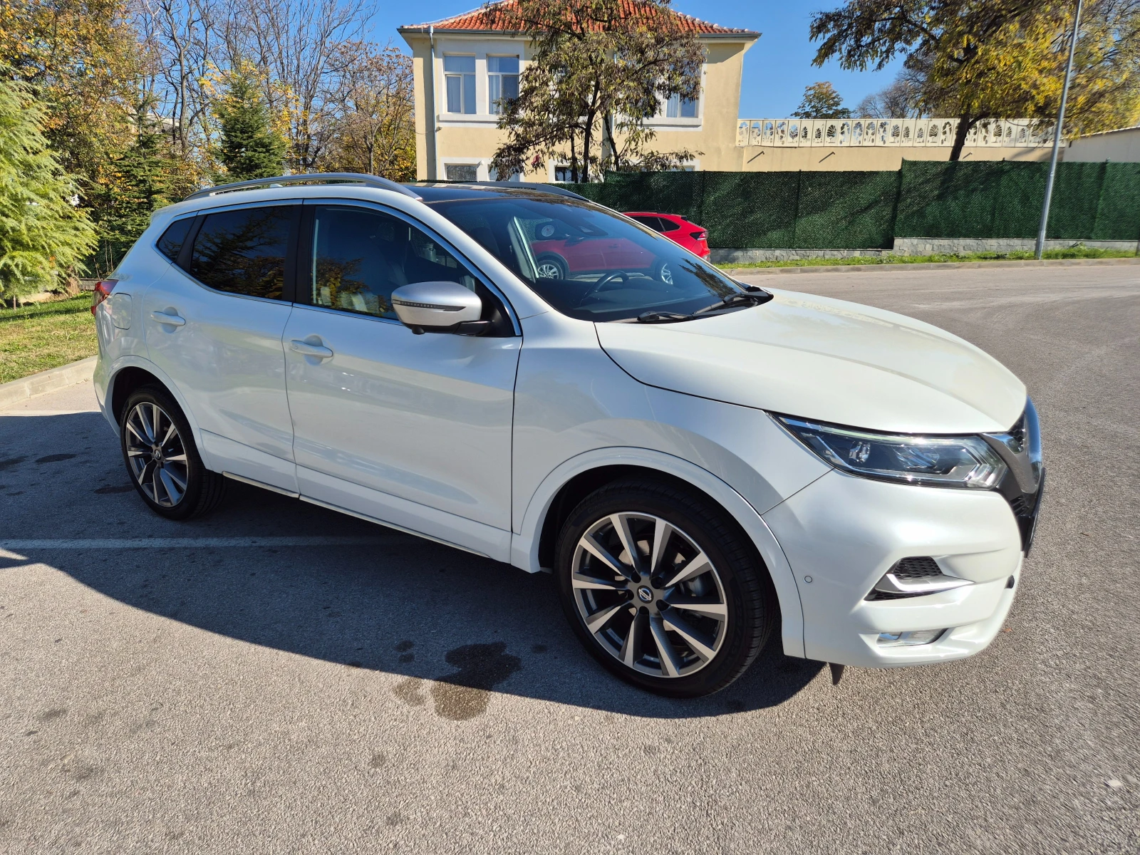 Nissan Qashqai * Tekna+ * Lux* * Bose* Keyless* 360cam* Pano | Mobile.bg   2