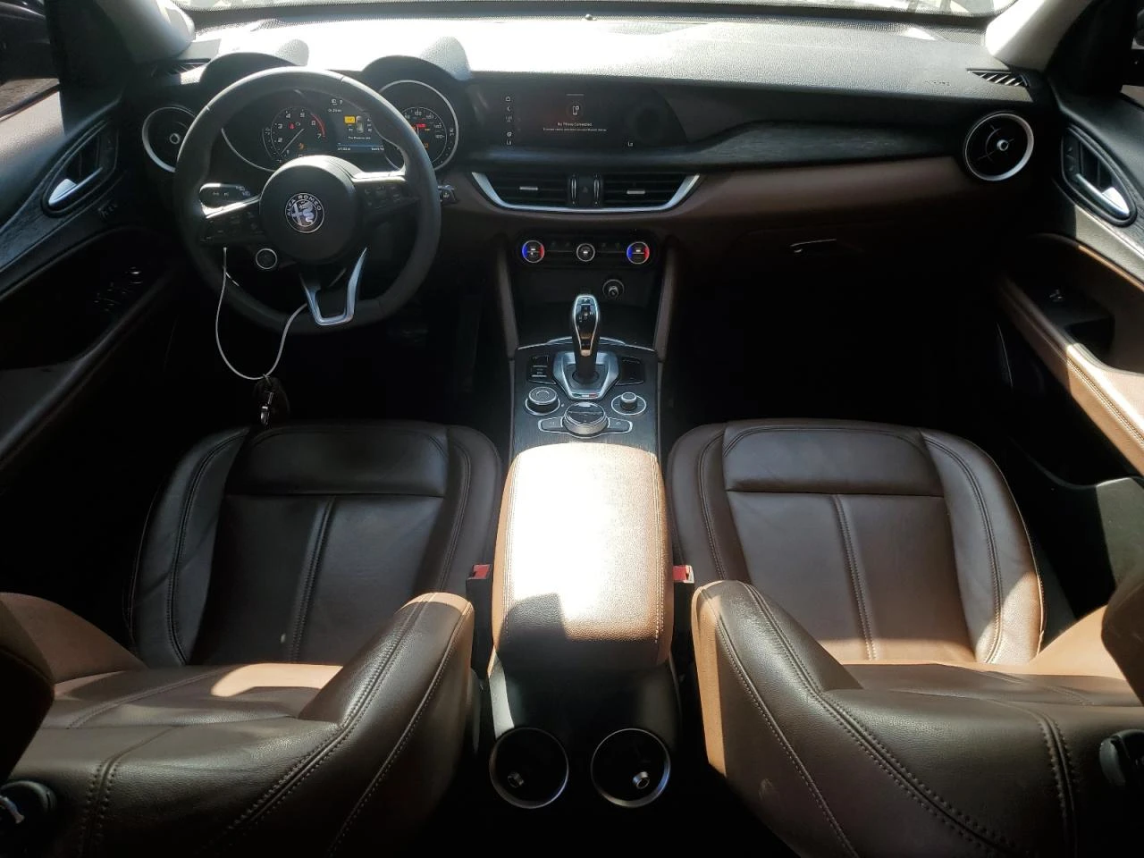 Alfa Romeo Stelvio Ti Sport AWD 280кс * Възможност за Лизинг*  - изображение 8