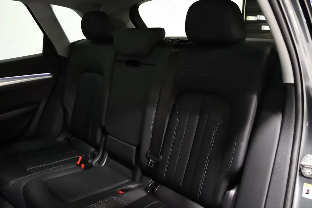 Audi Q5 * S-Line* * HeadUp* AвтоКредит* (ЦЕНА ДО БГ), снимка 17 - Автомобили и джипове - 54042957