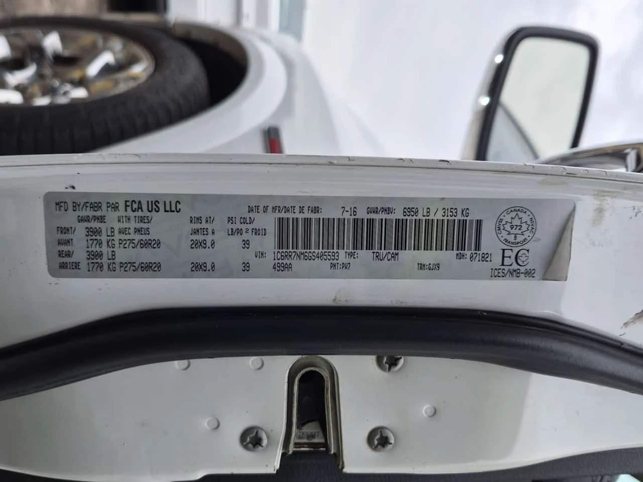 Dodge RAM 1500 * LARAMIE CREW CAB SHORT BED * CARFAX * ЦЕНА ДО БГ, снимка 16 - Автомобили и джипове - 54081108