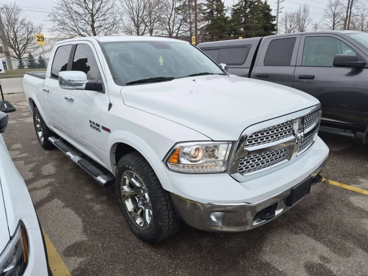 Dodge RAM 1500 * LARAMIE CREW CAB SHORT BED * CARFAX * ЦЕНА ДО БГ, снимка 2 - Автомобили и джипове - 54081108