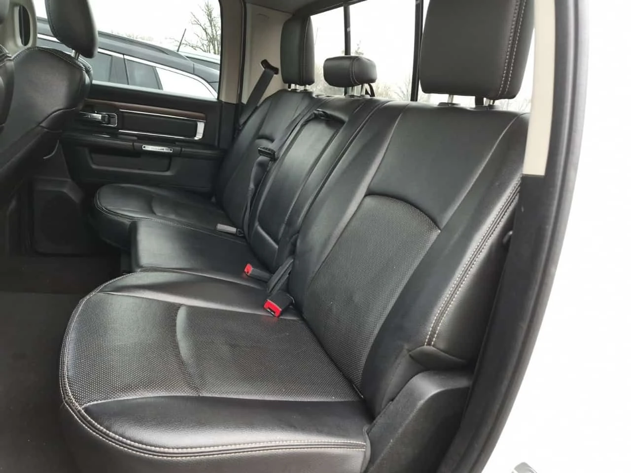 Dodge RAM 1500 * LARAMIE CREW CAB SHORT BED * CARFAX * ЦЕНА ДО БГ, снимка 10 - Автомобили и джипове - 54081108