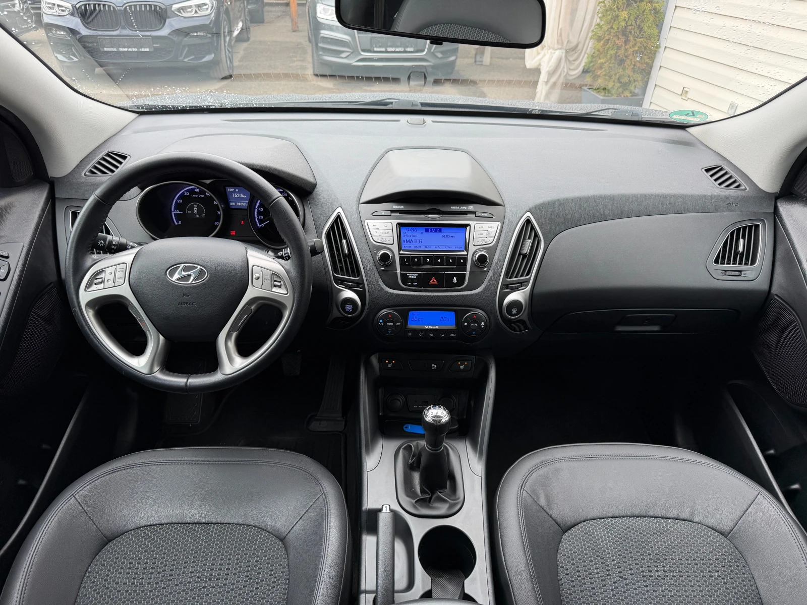 Hyundai IX35 2.0i-163к.с.* 4x4* С ПЪЛНА СЕРВИЗНА ИСТОРИЯ, снимка 9 - Автомобили и джипове - 54111896