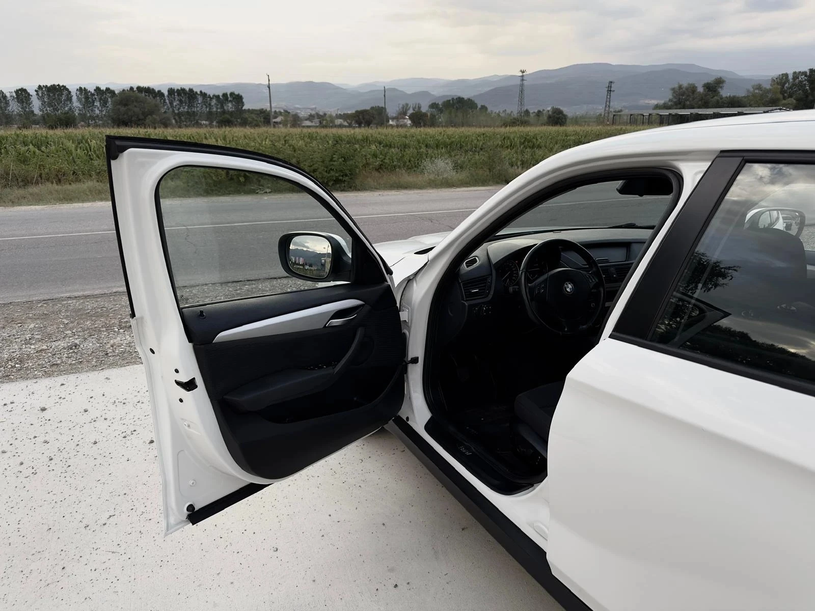 BMW X1 2.0D XDrive, снимка 14 - Автомобили и джипове - 54345298