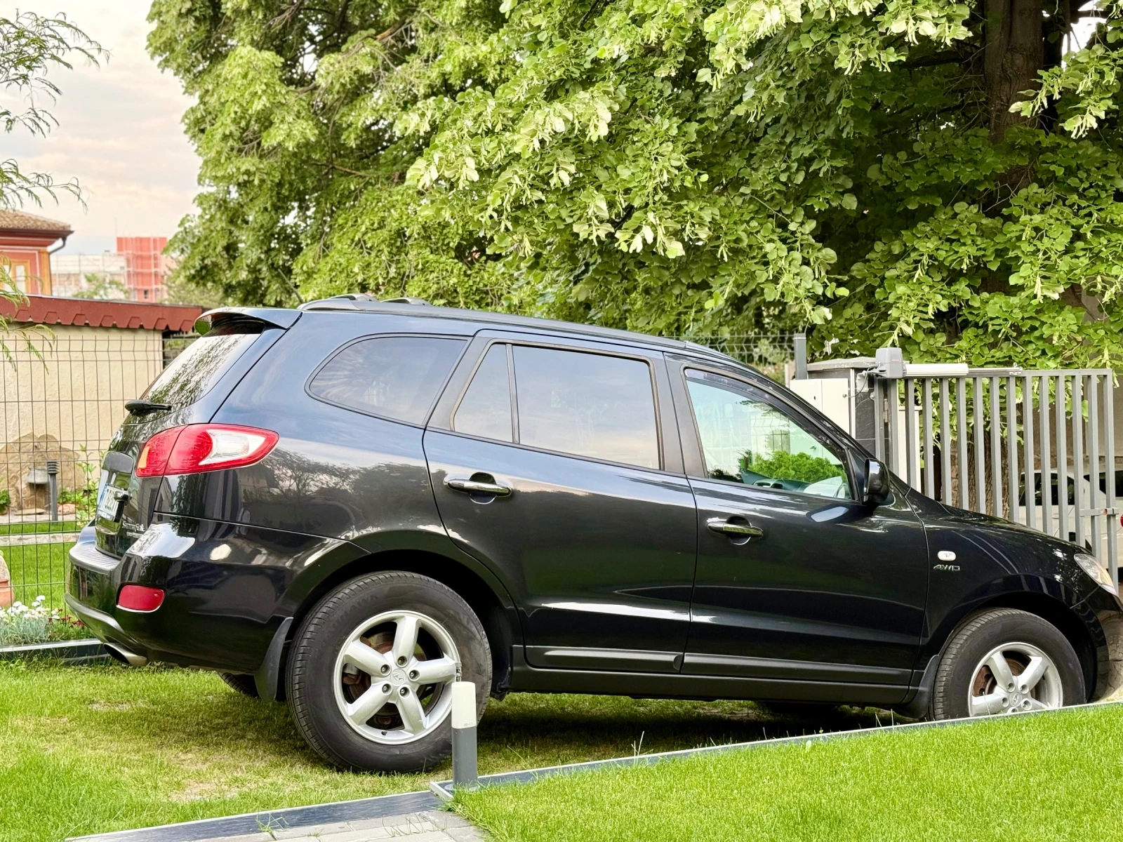 Hyundai Santa fe 2.2 CRDI 4WD 7 Местен, снимка 4 - Автомобили и джипове - 54772764