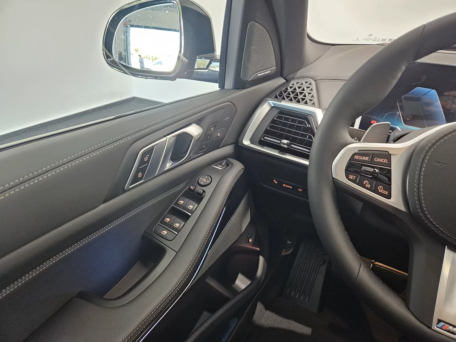BMW X5 50e* M-SPORT* HEAD-UP* PANO* DISTR* 360CAM* H&K* M | Mobile.bg � ����������� 10