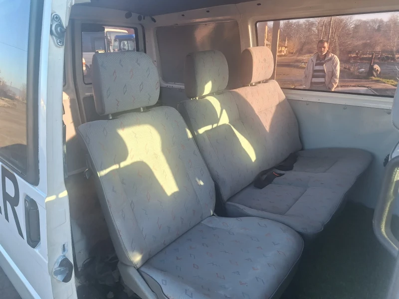 VW T4, снимка 5 - Бусове и автобуси - 48611785