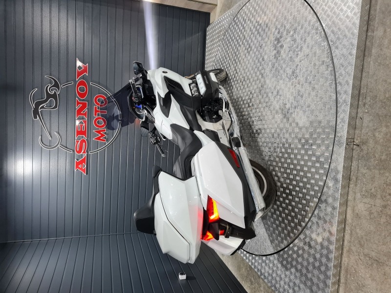 Honda Gold Wing WHITE 2019 MANUAL 6 SPEED, снимка 5 - Мотоциклети и мототехника - 44463726