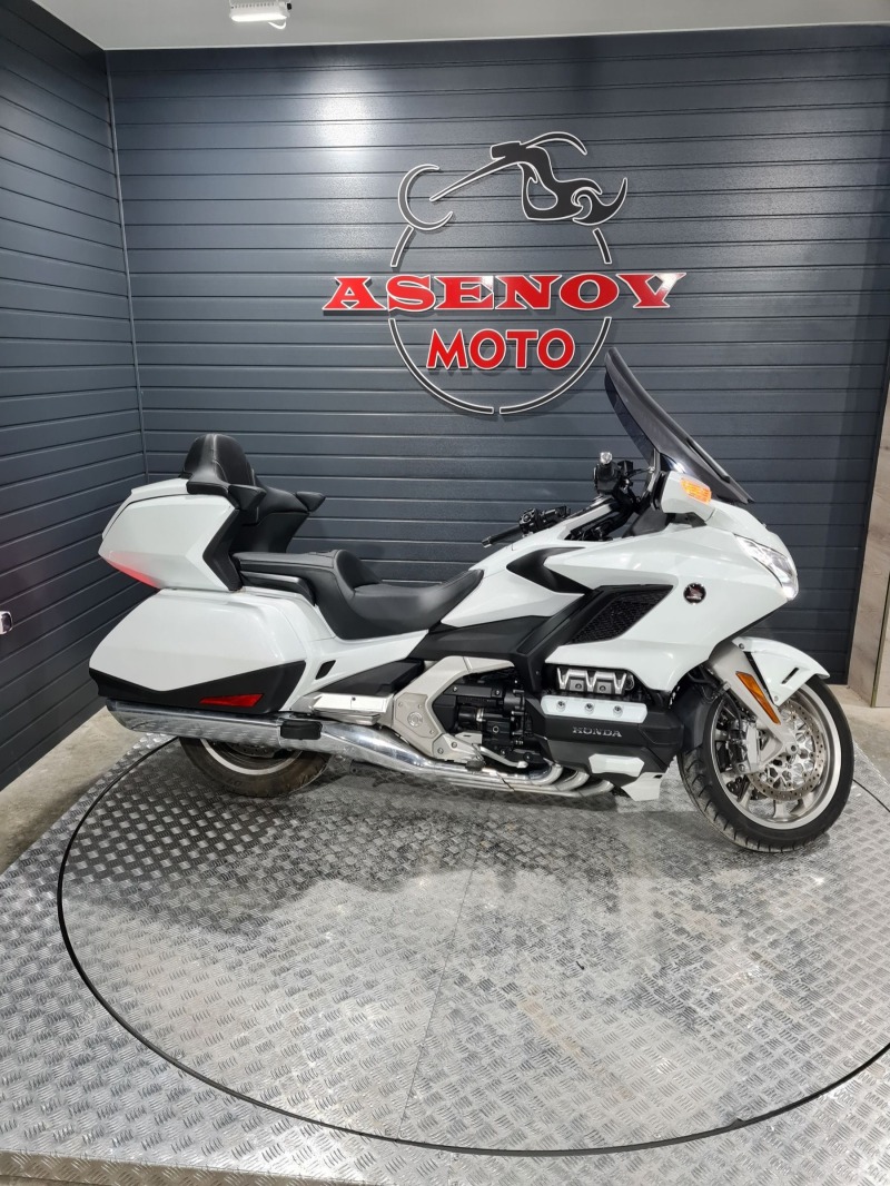 Honda Gold Wing WHITE 2019 MANUAL 6 SPEED, снимка 11 - Мотоциклети и мототехника - 44463726
