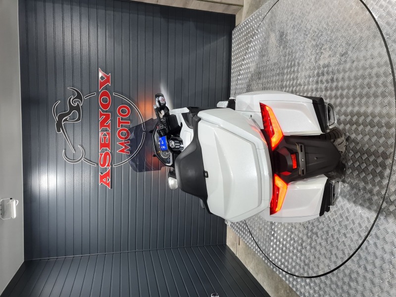 Honda Gold Wing WHITE 2019 MANUAL 6 SPEED, снимка 4 - Мотоциклети и мототехника - 44463726