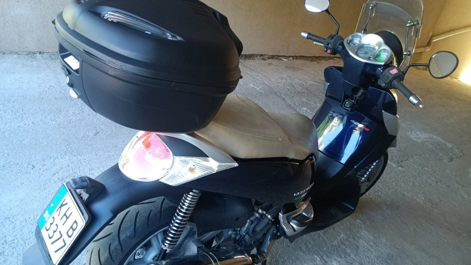 Aprilia Scarabeo 400 ie