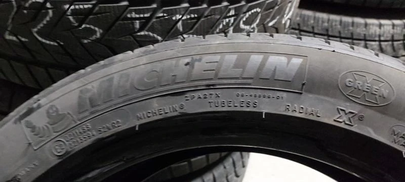 Гуми Летни 245/45R18, снимка 4 - Гуми и джанти - 30949564