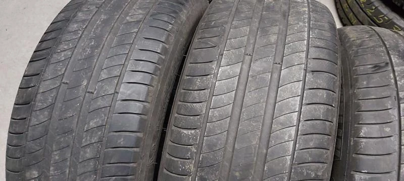 Гуми Летни 245/45R18, снимка 2 - Гуми и джанти - 30949564