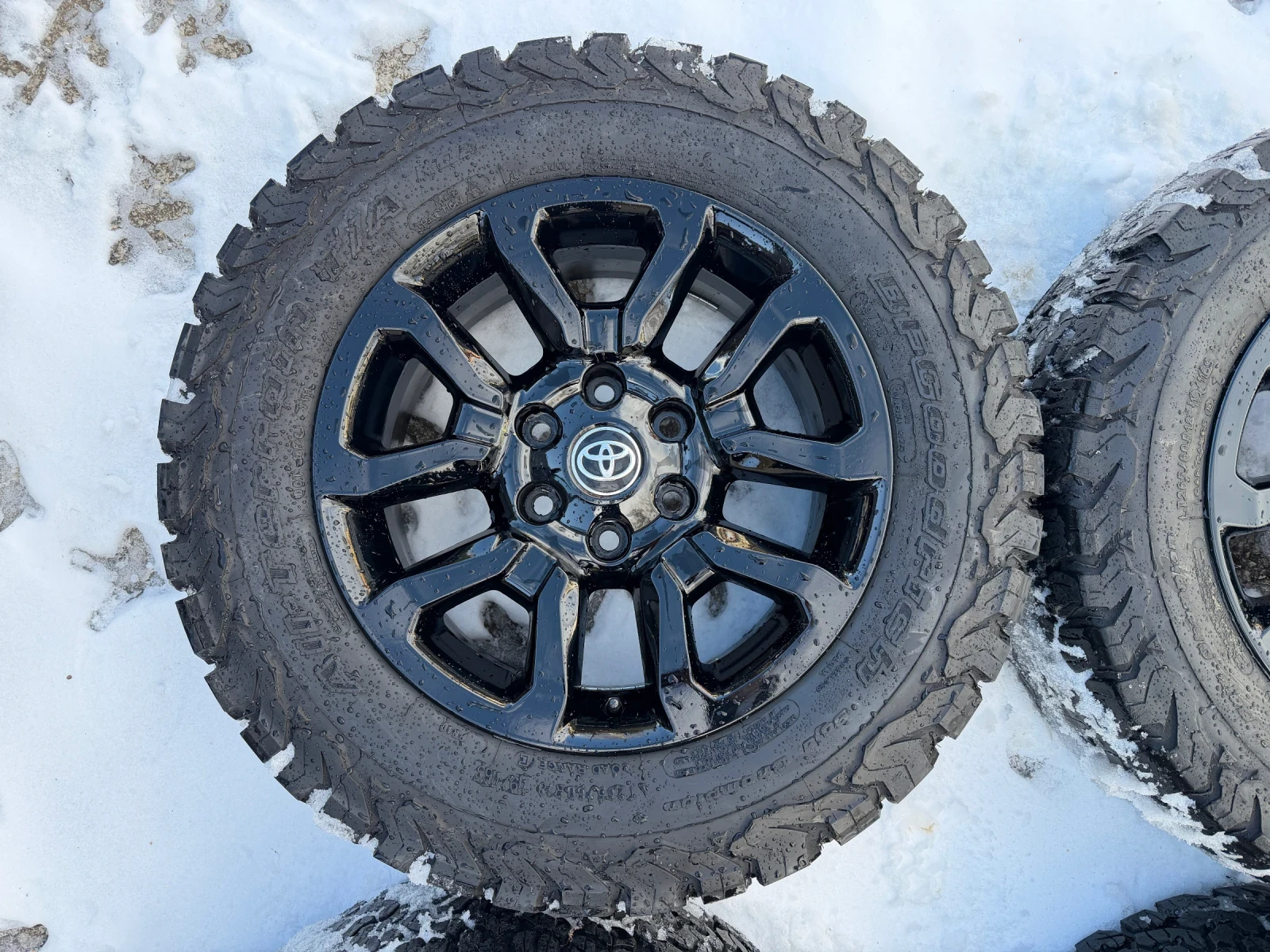 ���� � ������ 265/60R18 �� Toyota Land cruiser | Mobile.bg � ����������� 2
