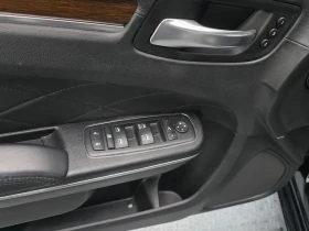 Chrysler 300c AWD, снимка 14
