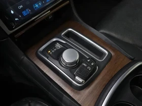 Chrysler 300c AWD, снимка 9