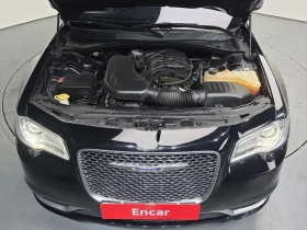 Chrysler 300c AWD, снимка 6