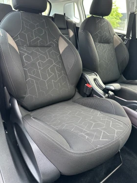 Peugeot 2008 1.6 e-HDI, снимка 11