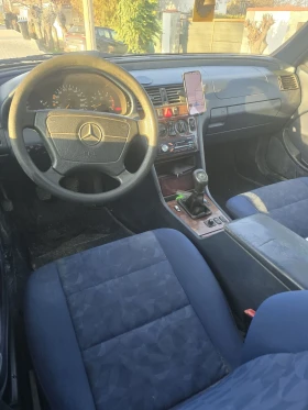 Mercedes-Benz C 220, снимка 5
