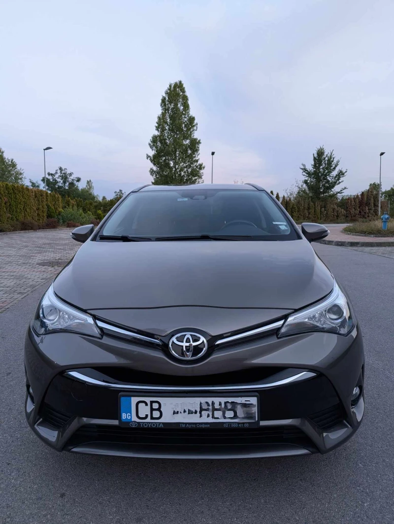 Toyota Avensis, снимка 15 - Автомобили и джипове - 47969747