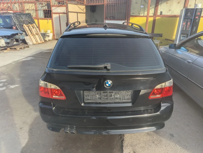 BMW 530 Комби , снимка 15 - Автомобили и джипове - 48547492