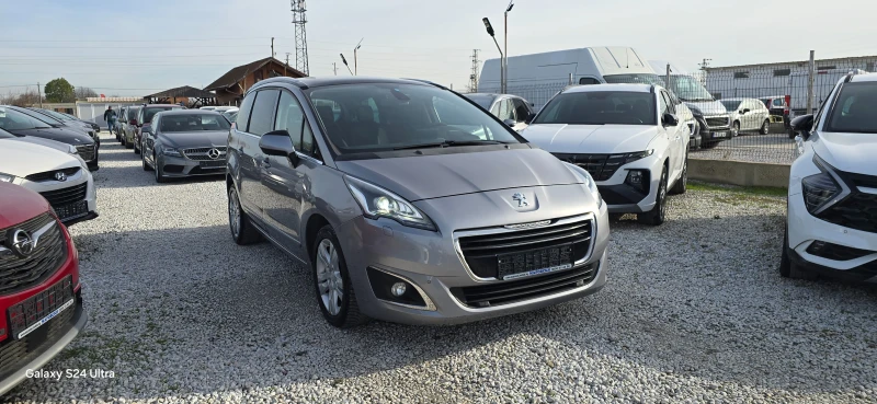 Peugeot 5008 1.6HDI NAVI/HEAD UP DISPLAY/DISTRONIC/PANORAMA, снимка 3 - Автомобили и джипове - 52628133
