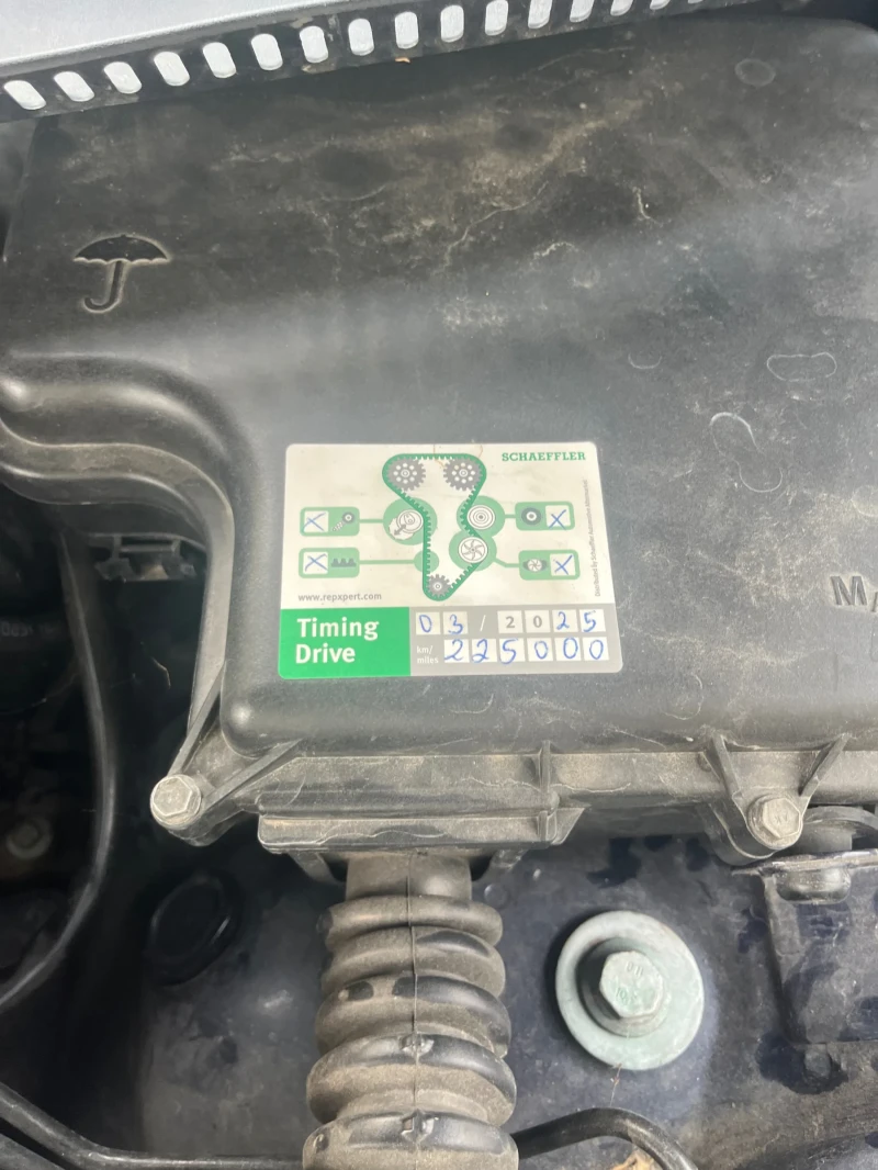 VW Passat 1.8 Т, снимка 6 - Автомобили и джипове - 52792408