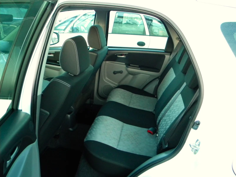 Suzuki SX4 76000km* 4x4* 1.6-KATO НОВО* EURO5B, снимка 13 - Автомобили и джипове - 52926908