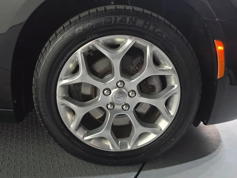 Chrysler 300c AWD - изображение 5