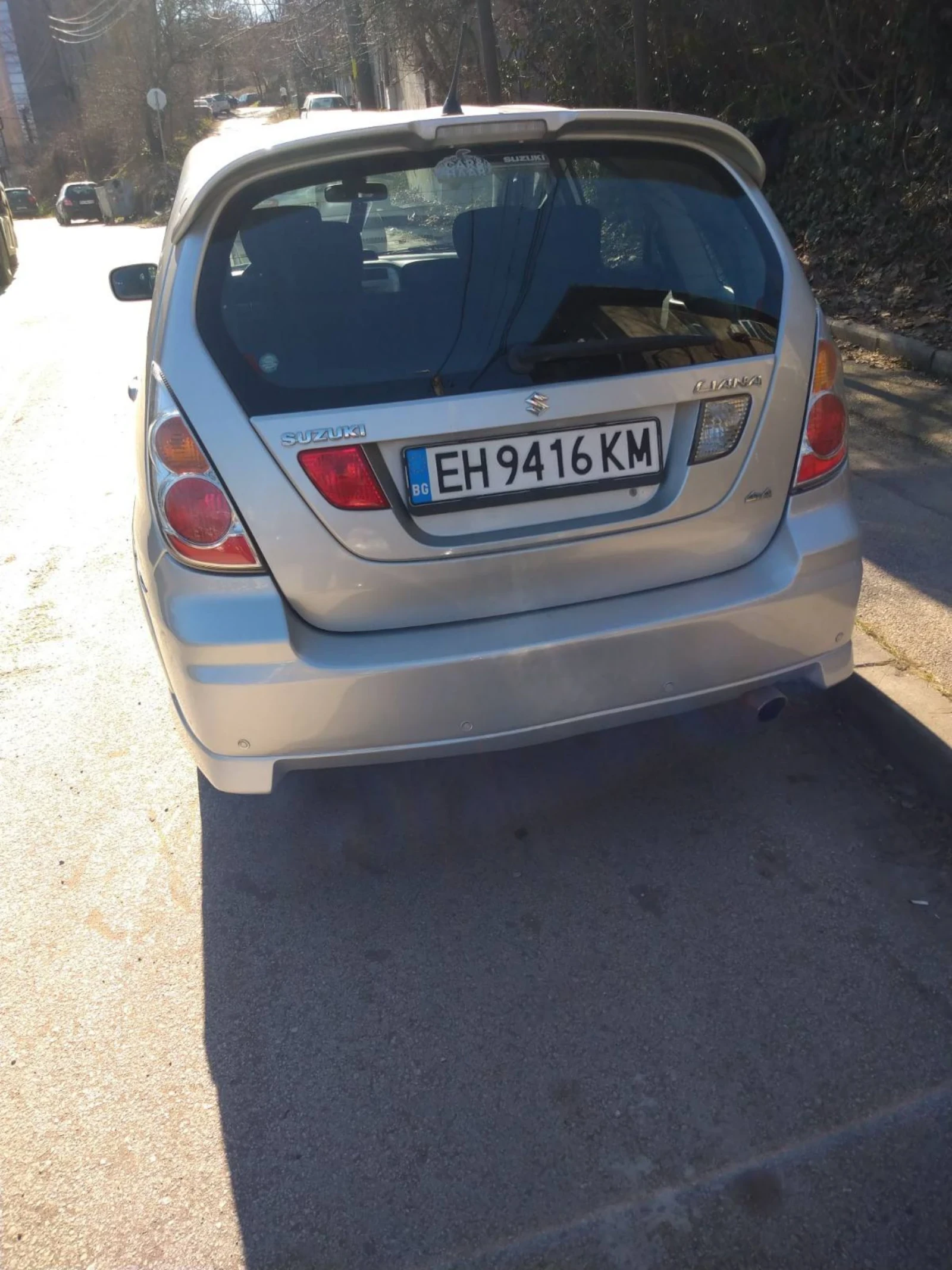 Suzuki Liana 1.6 - изображение 2