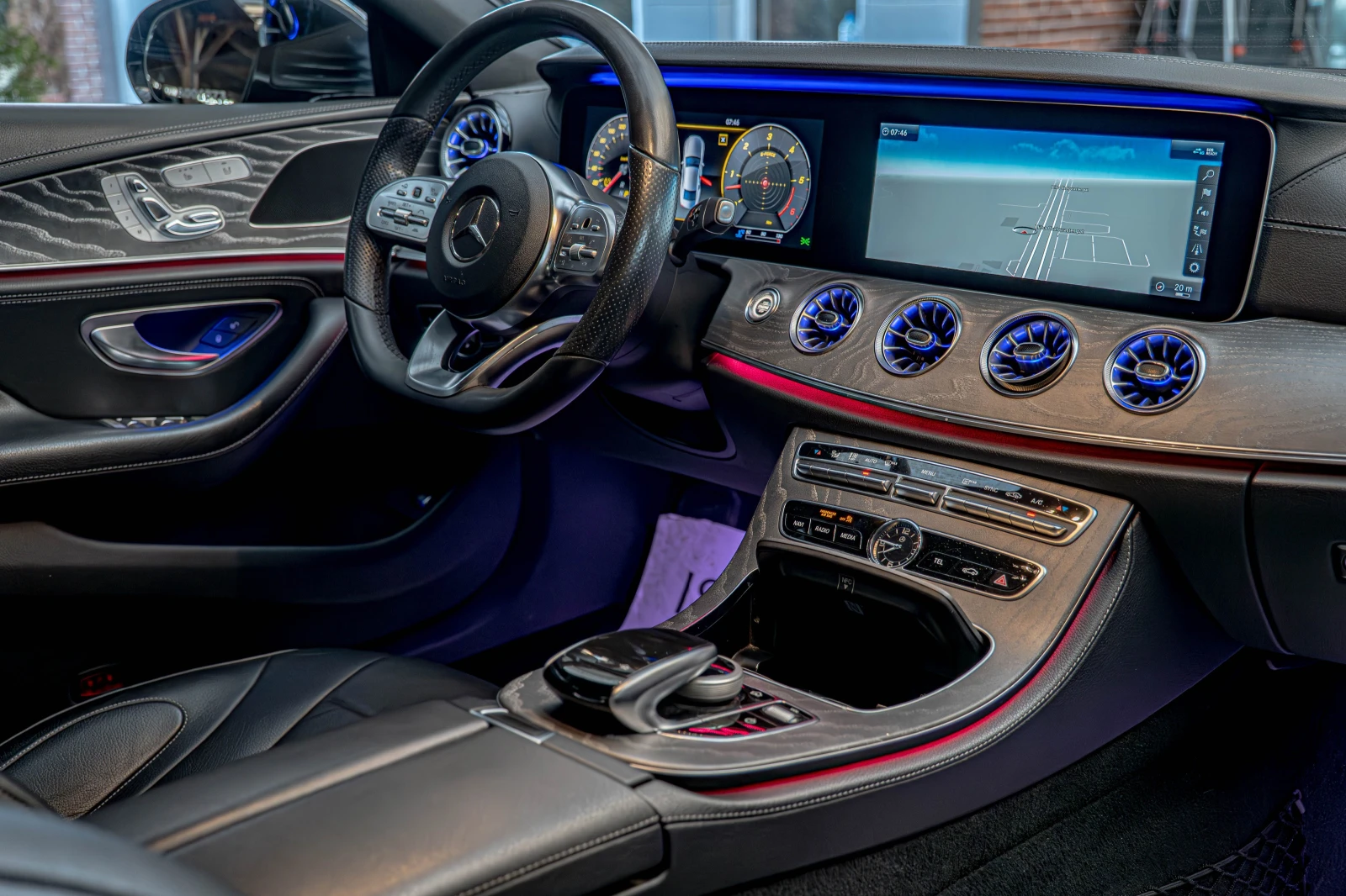 Mercedes-Benz CLS 350 AMG/4matic/Virtual/Подгрев/LaneAssist/360Камера - изображение 8