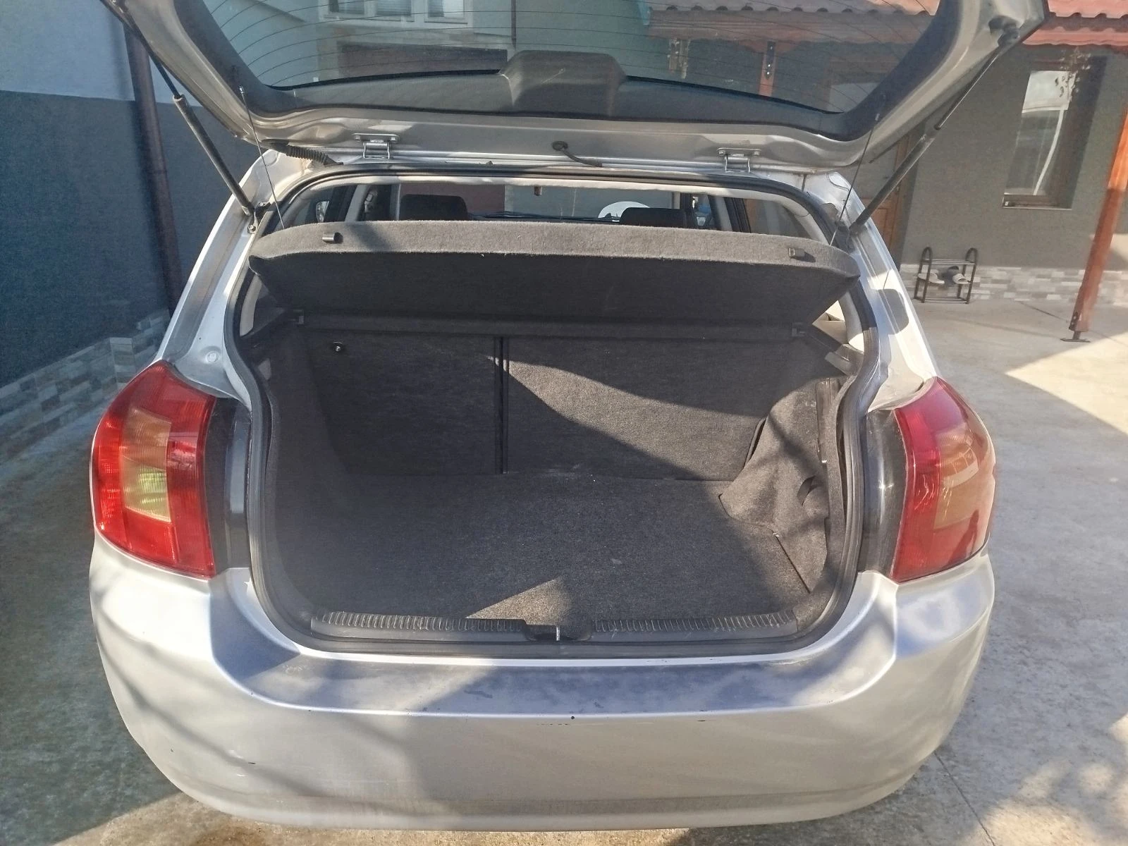 Toyota Corolla  - изображение 3