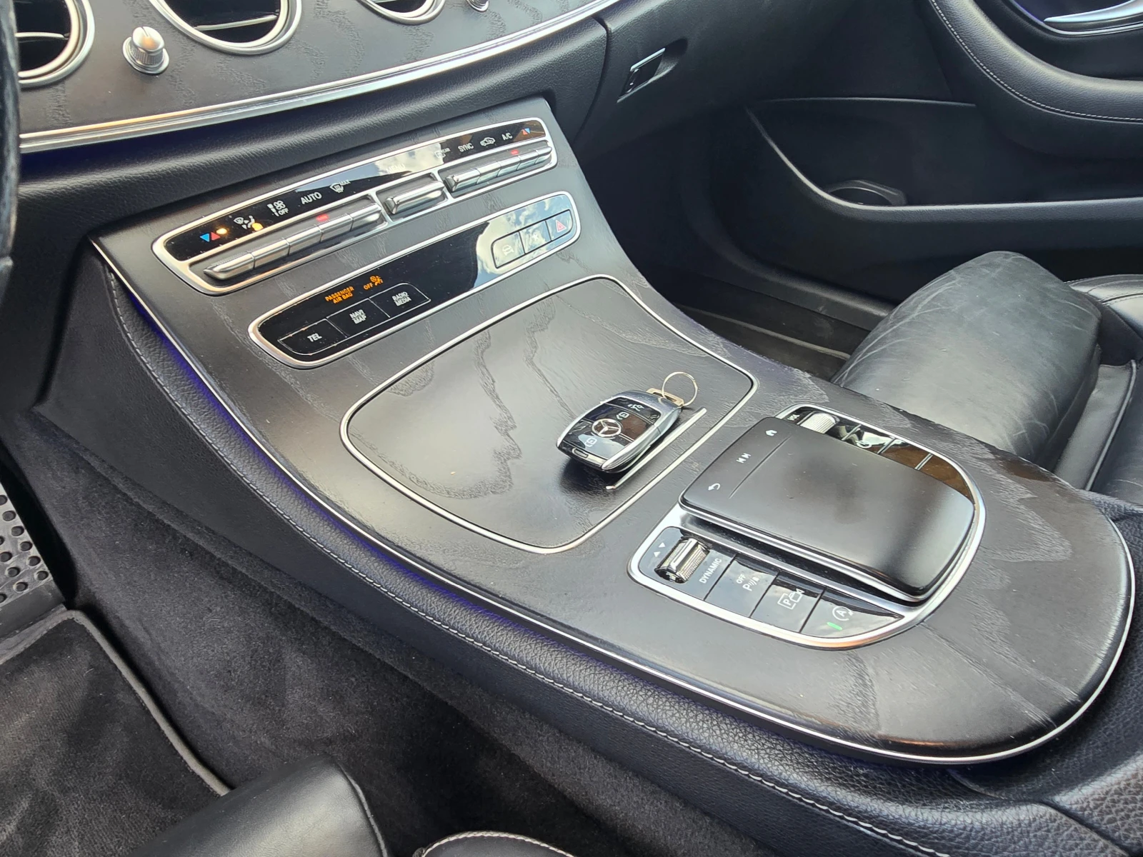 Mercedes-Benz E 220 CDi/AMG-Line/ !  | Mobile.bg   11