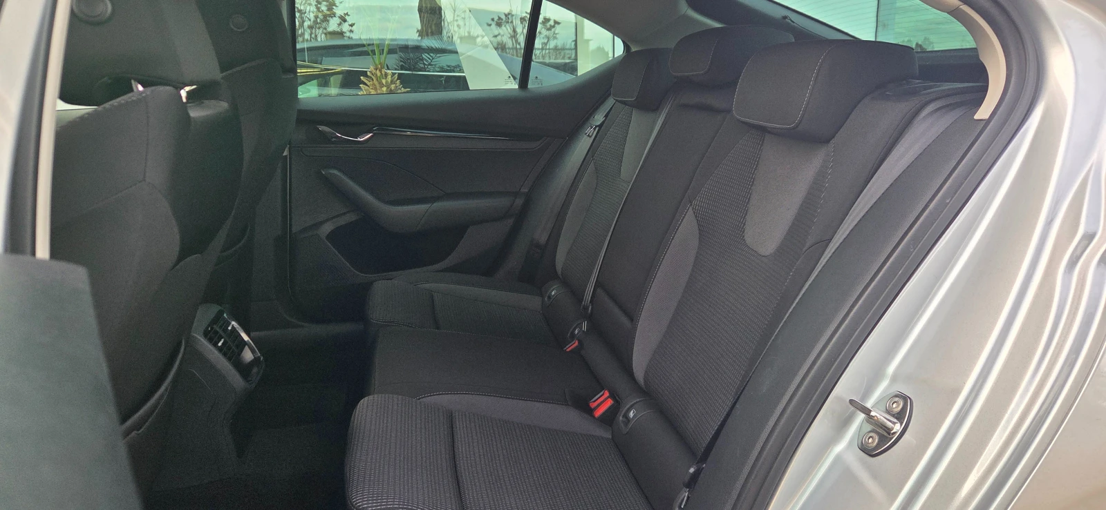 Skoda Octavia 1.5TSI 7DSG - изображение 9